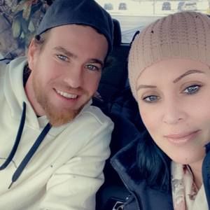 Meet your Posher, Kendra